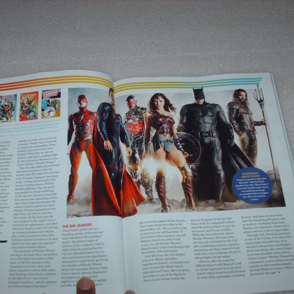 2 Marvel & DC Comics magazines - Picture 13 of 16